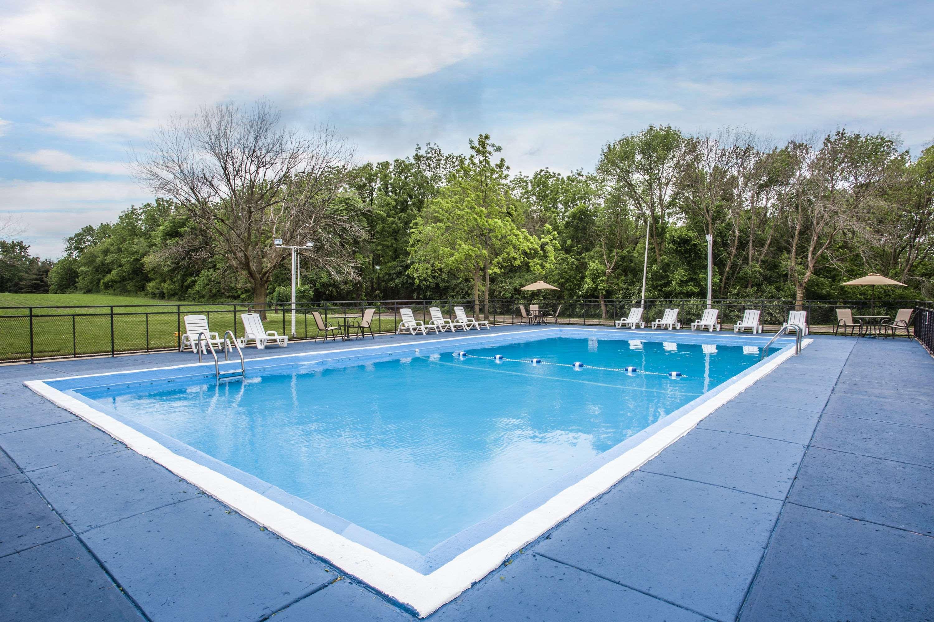 Days Inn By Wyndham Princeton Exterior photo